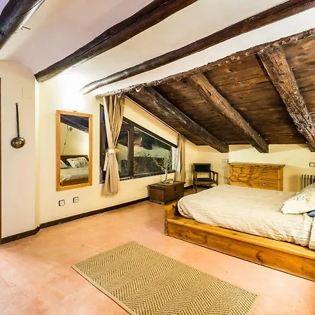 La Casa Del Olmo